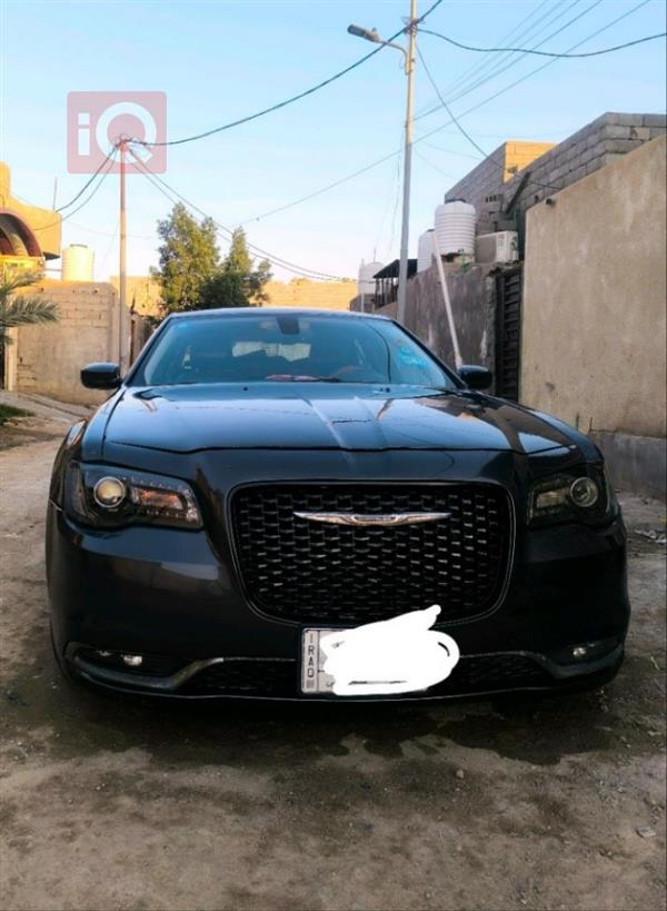 Chrysler 300 2016 for sale in Iraq - Abu Al-Khaseeb